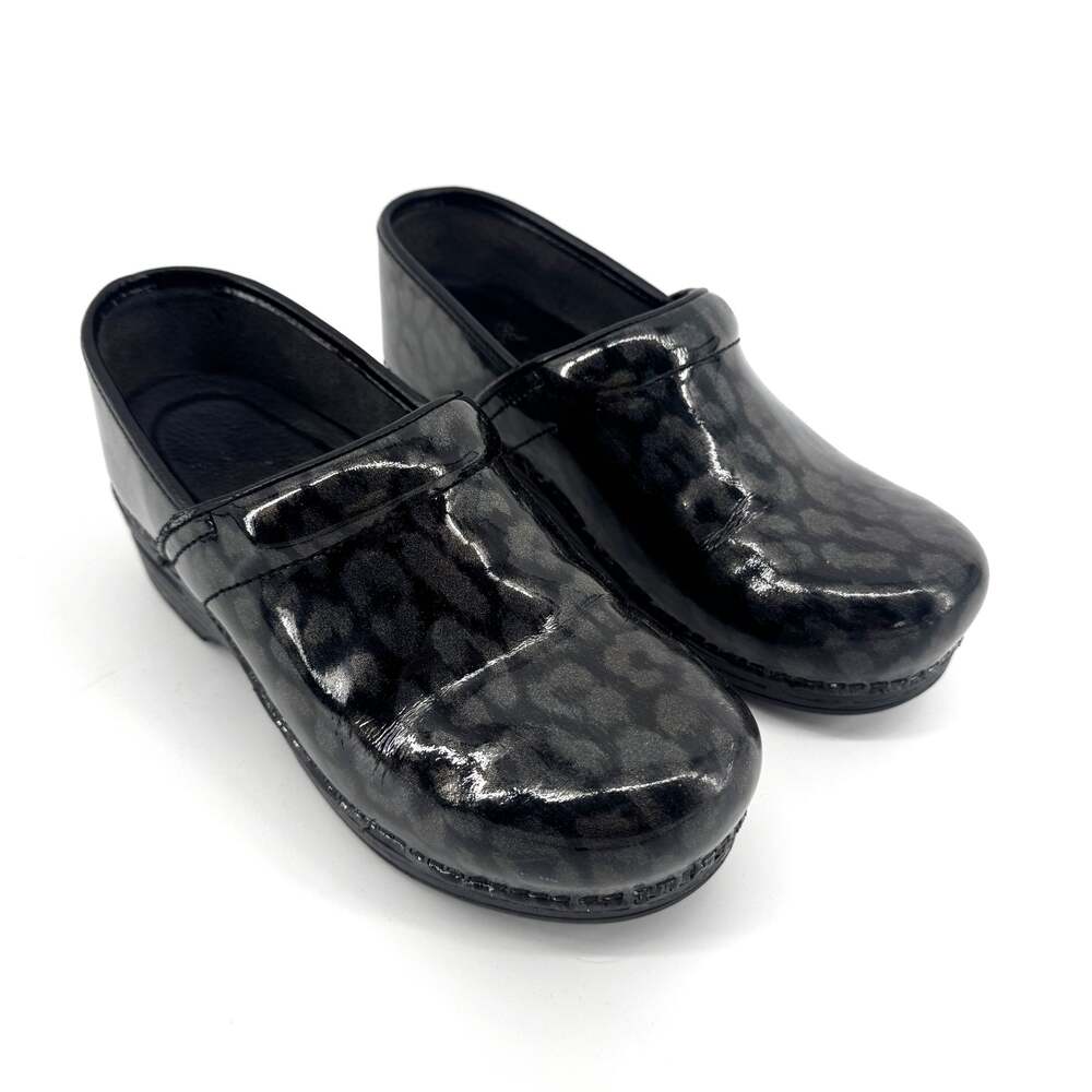 DANSKO Professional Slip-On Clogs Size 38 SU 8 Patent Leather Leopard Iridescent